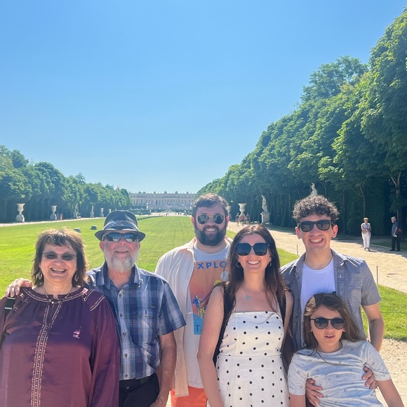 Meet your Posher, Katherine - Picture 5 of 8